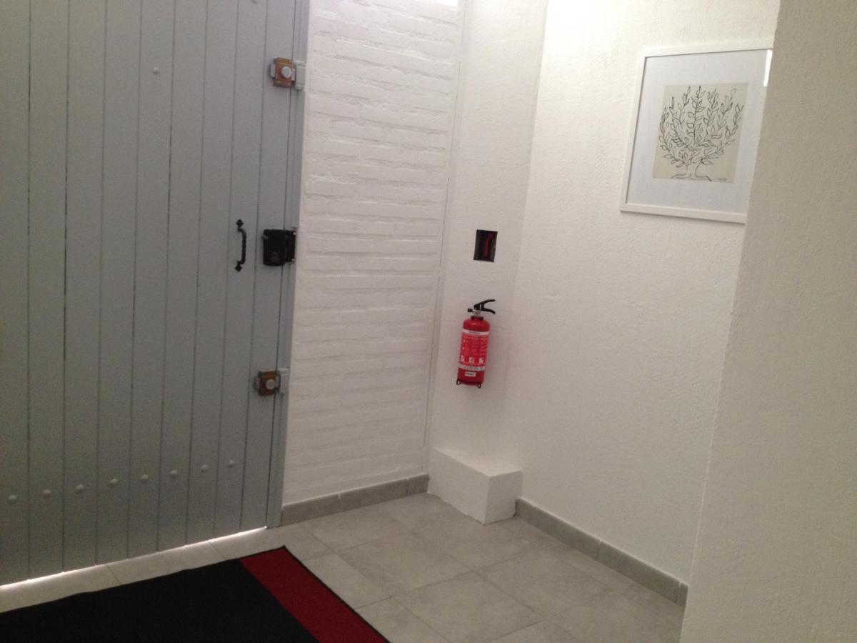 L'Isle Apartment บูแคร์ ภายนอก รูปภาพ