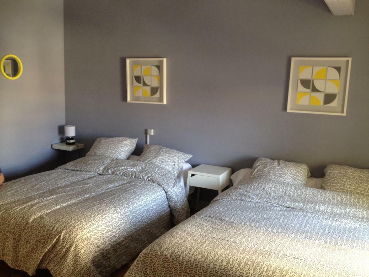 L'Isle Apartment บูแคร์ ภายนอก รูปภาพ